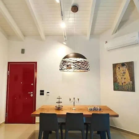 Alexiou Luxury Villa