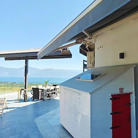 Alexiou Luxury Villa *