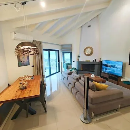 Villa Alexiou Luxury Aigio